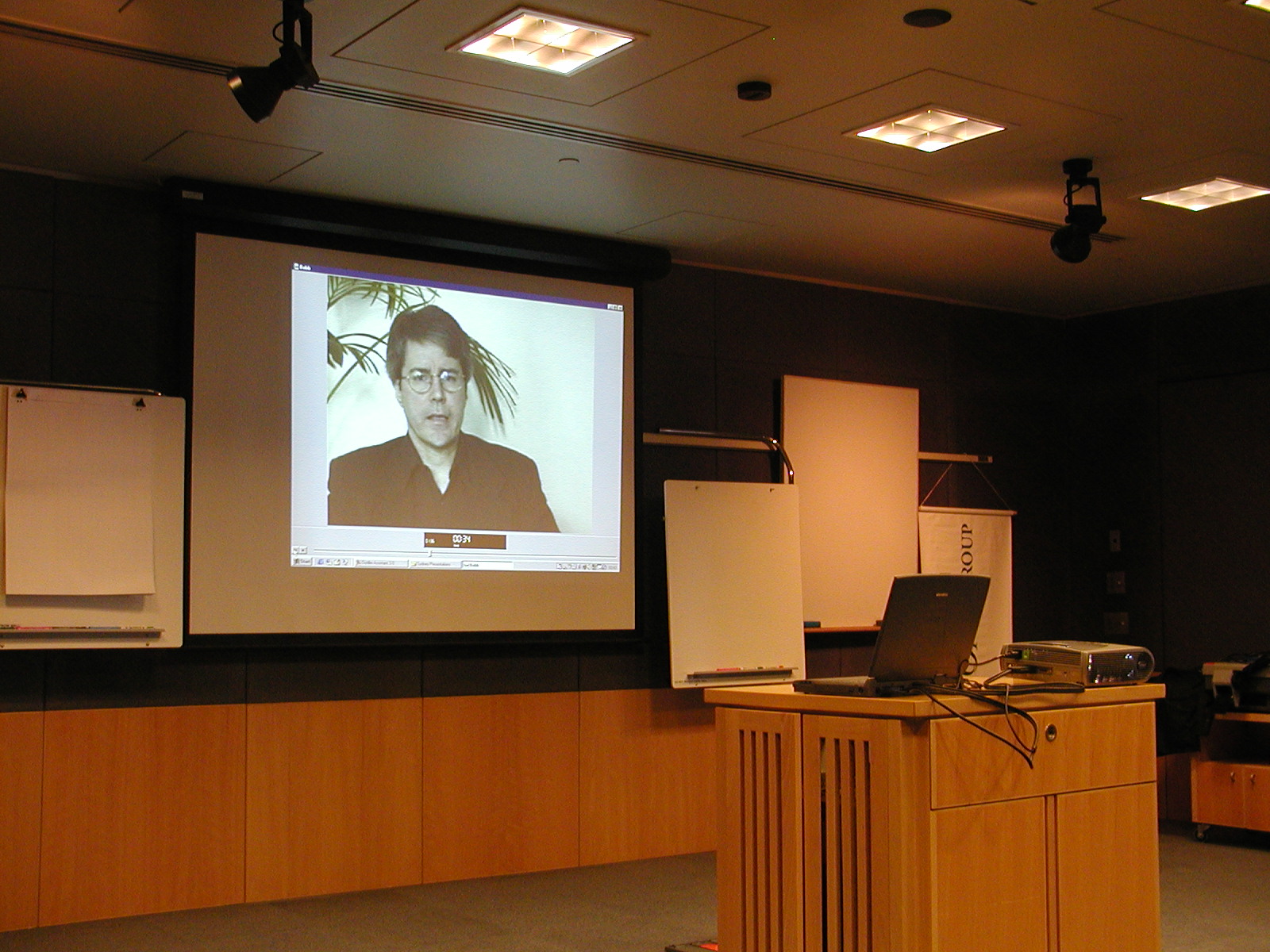 19-Jun-2001 12:42 - Sydney - Virtual Bob Blakely (Tivoli)