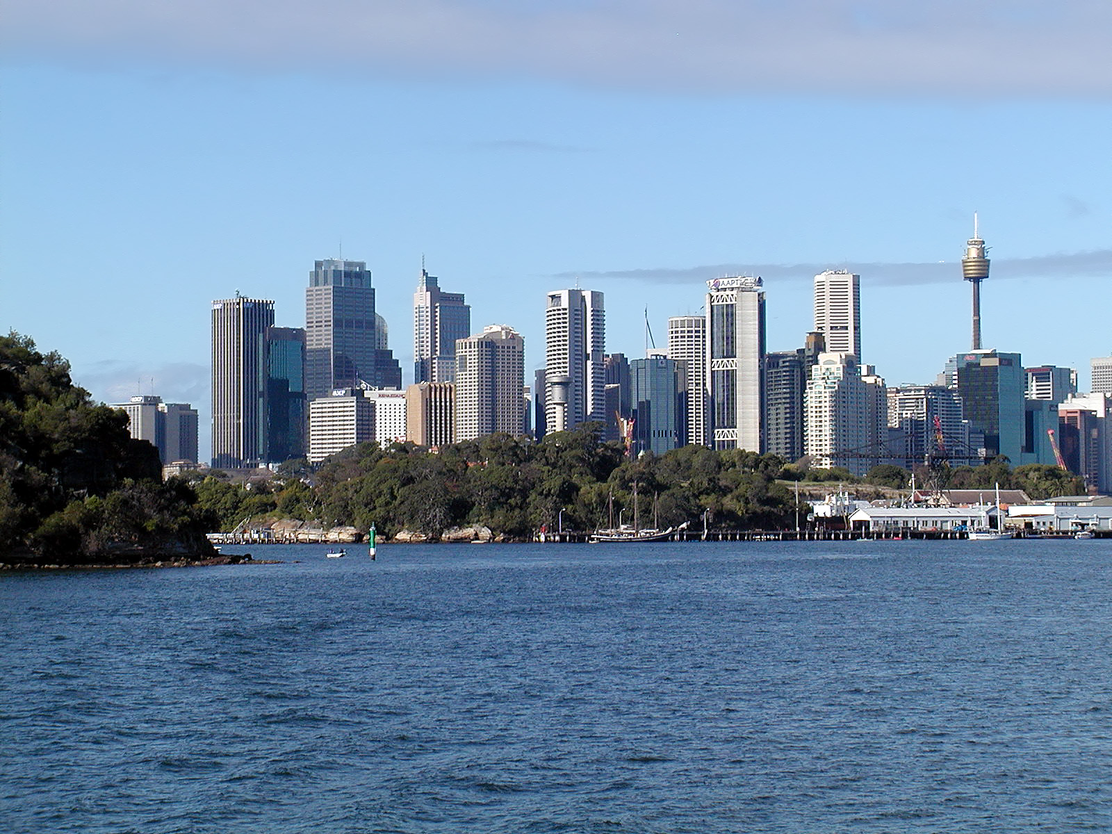 17-Jun-2001 11:26 - Sydney - City Centre from the West