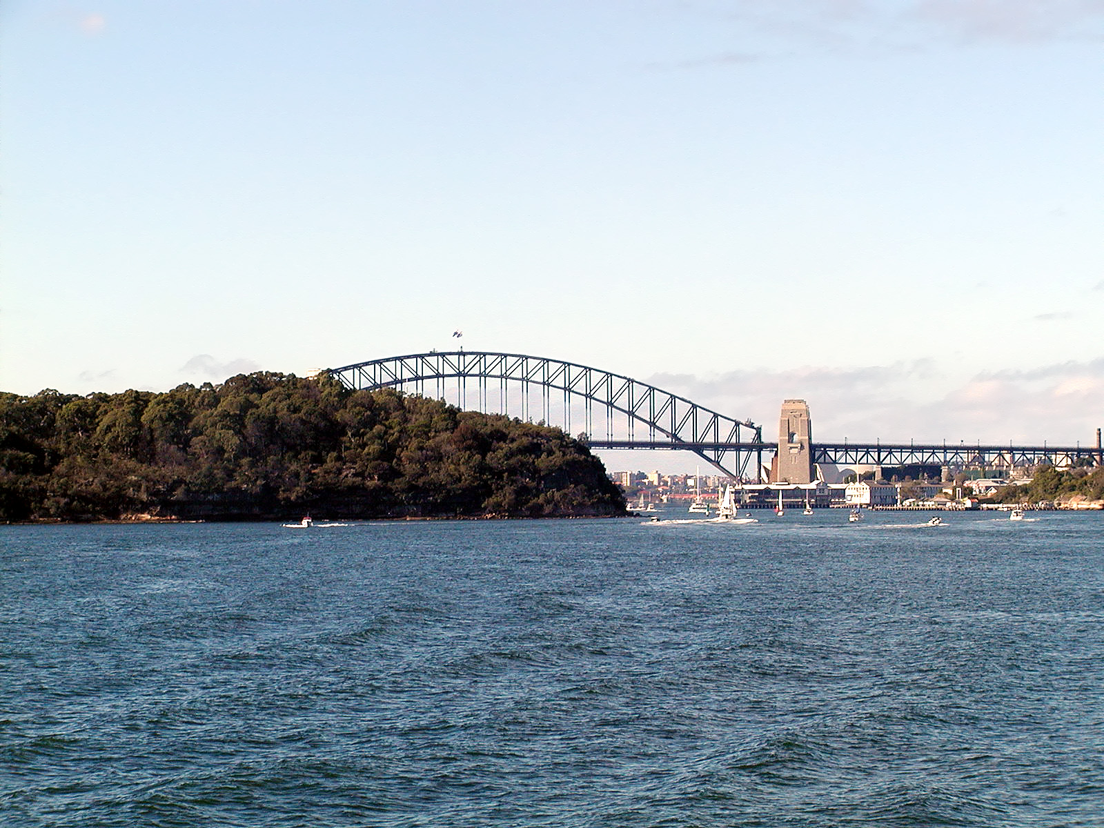 17-Jun-2001 11:29 - Sydney - The Harbour Bridge from the West