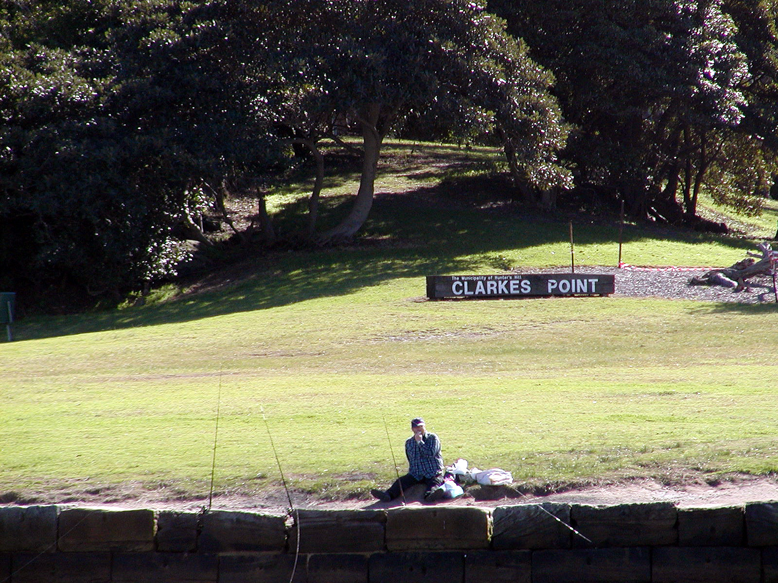 17-Jun-2001 11:31 - Sydney - Clarkes Point