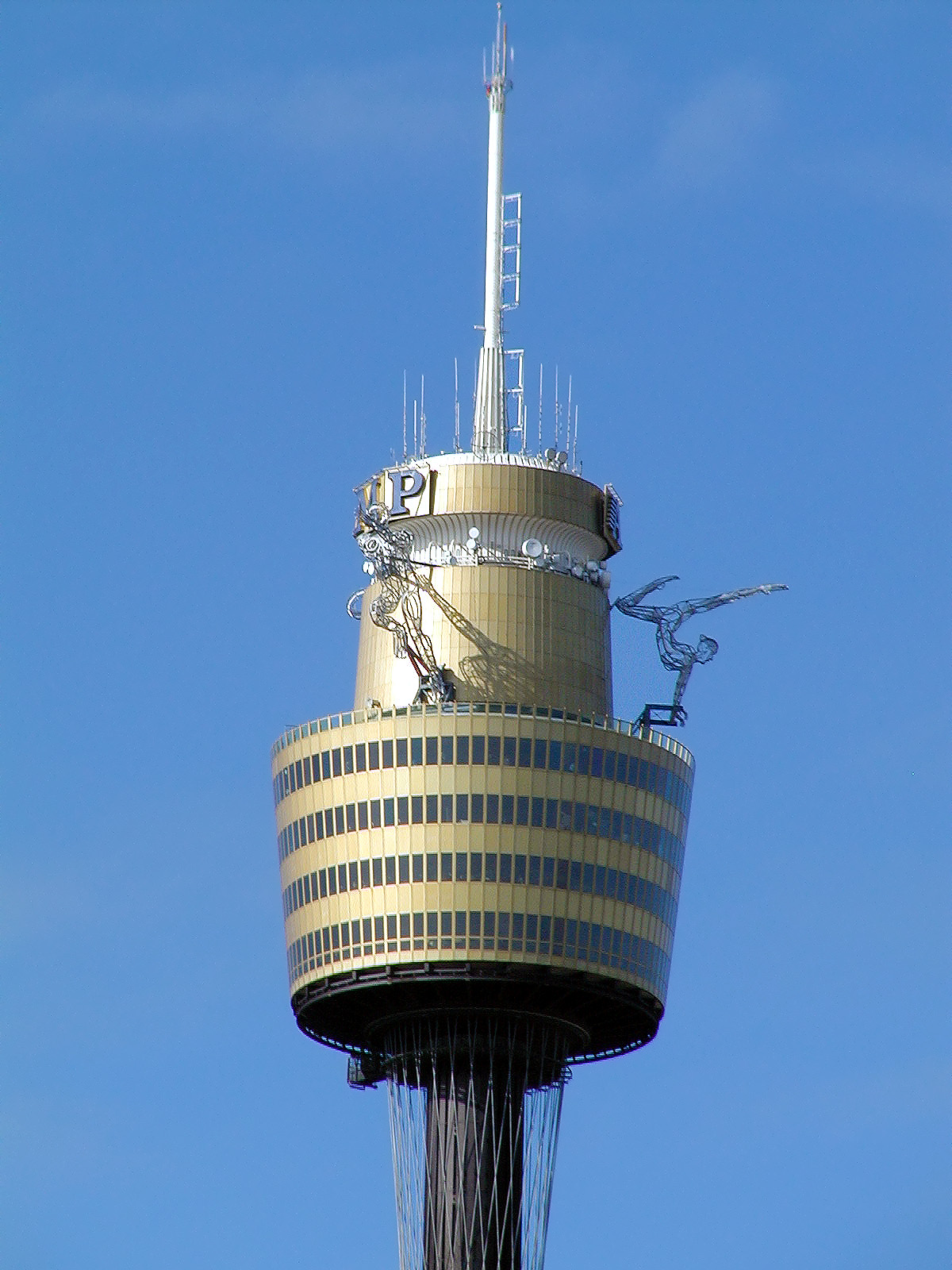 17-Jun-2001 12:08 - Sydney - AMP Tower at Centre Point