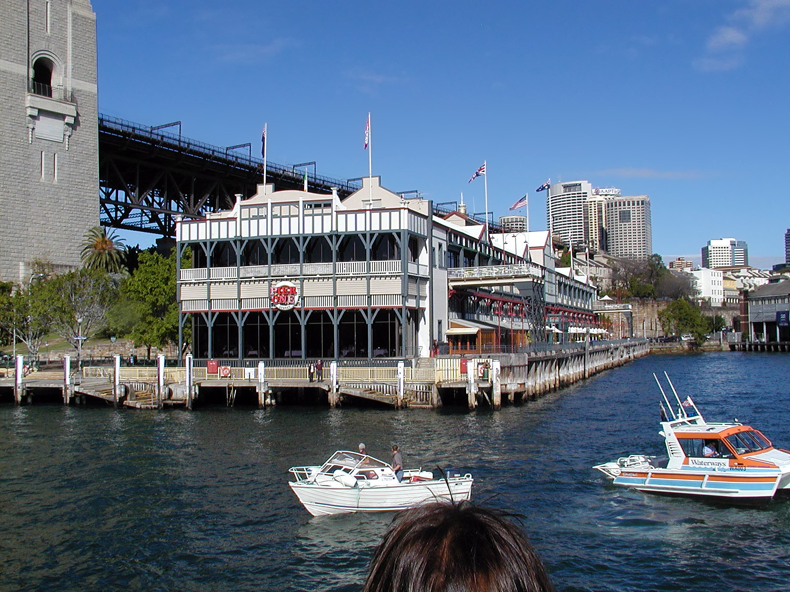 17-Jun-2001 12:17 - Sydney - Pier 1