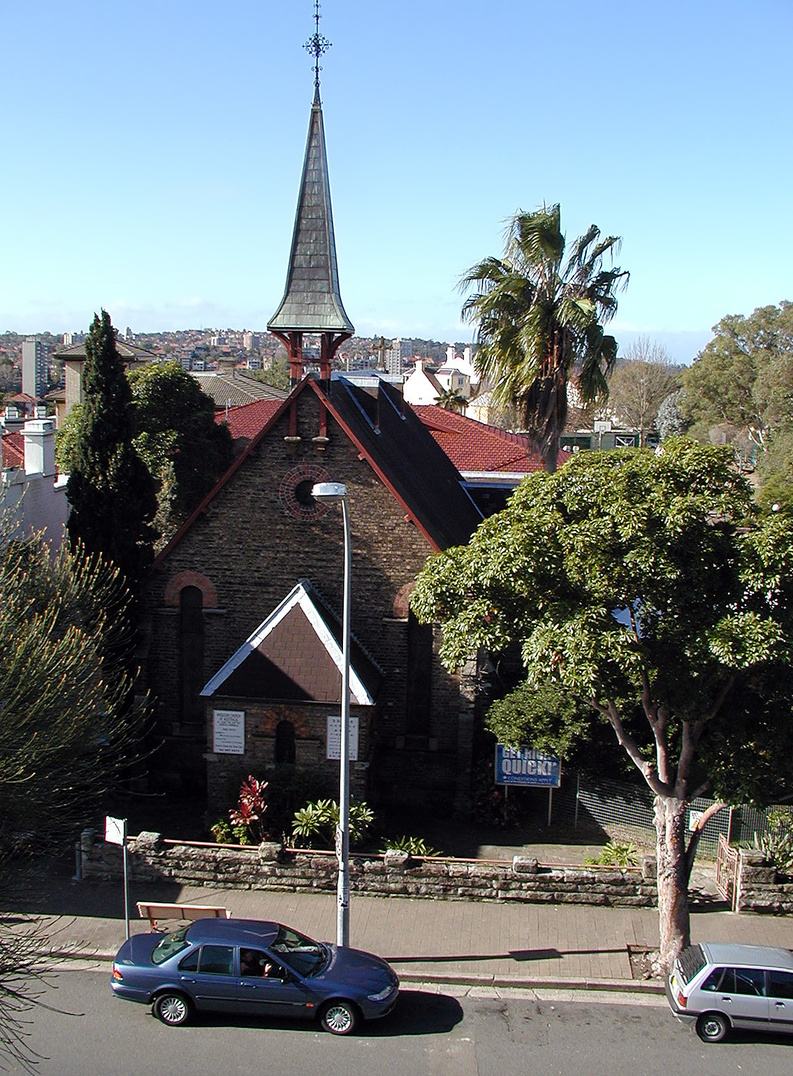 17-Jun-2001 12:57 - Sydney - Anglican Church near Milsom's Point