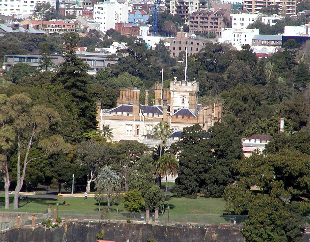 17-Jun-2001 13:07 - Sydney - Government House