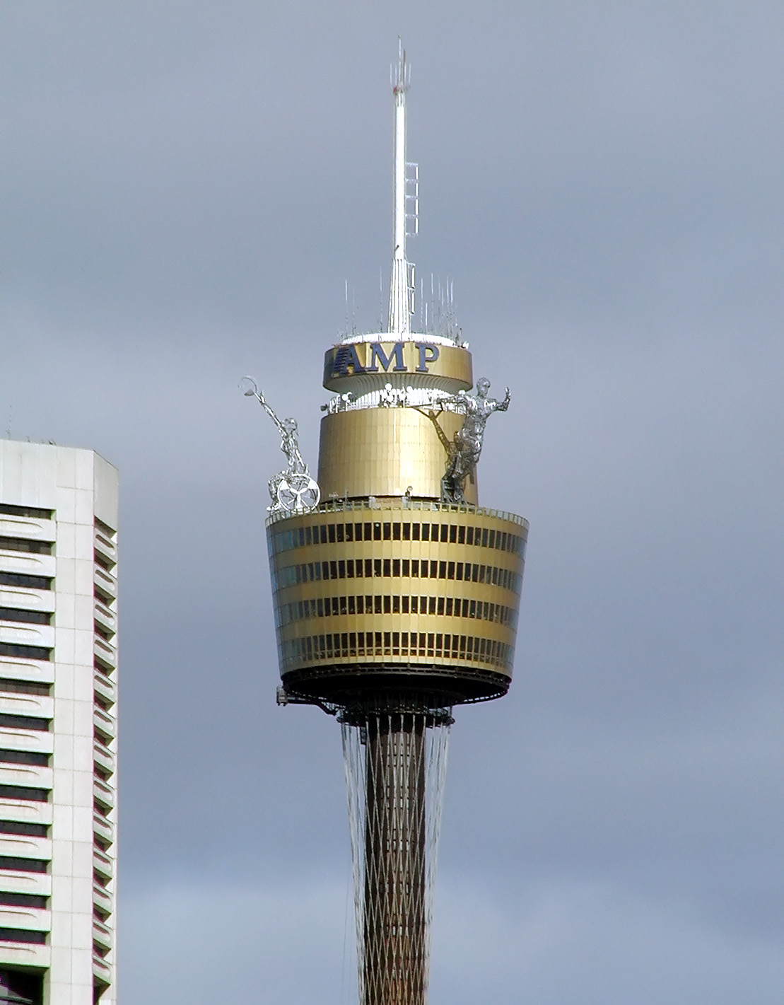 17-Jun-2001 13:21 - Sydney - AMP Tower