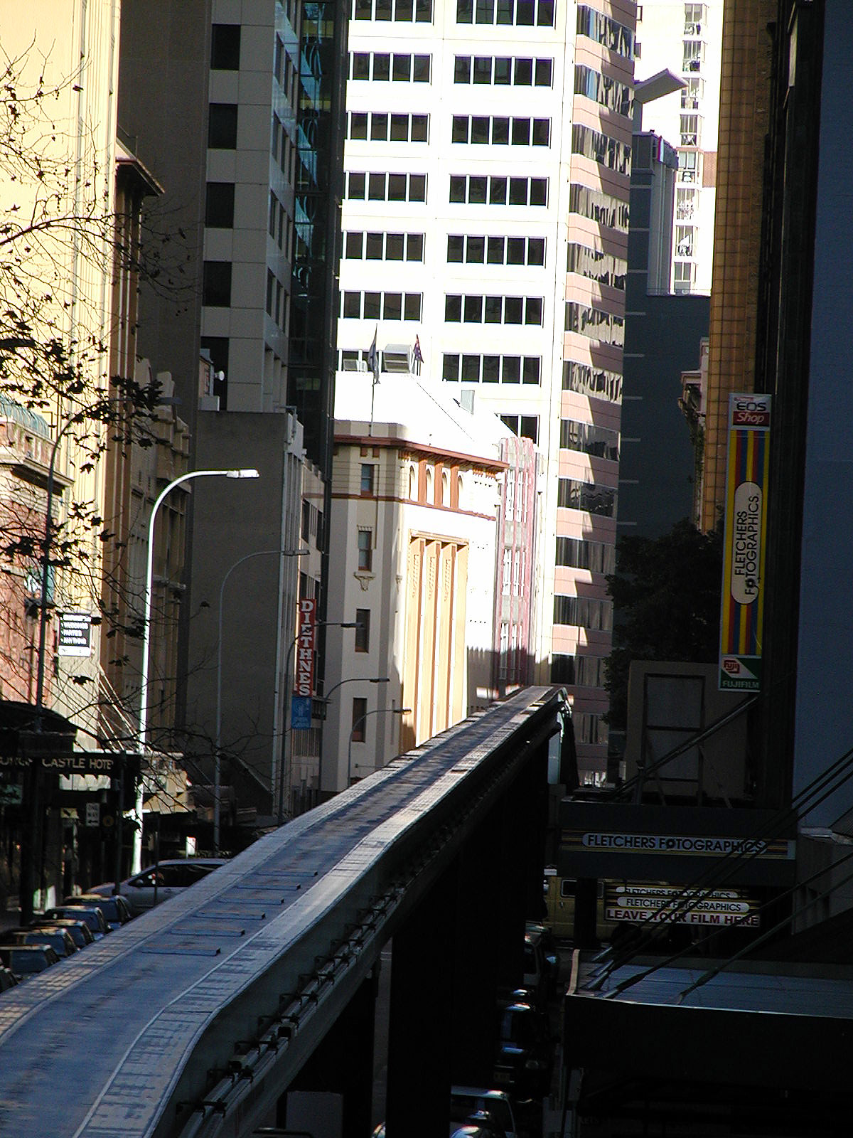 17-Jun-2001 13:51 - Sydney - Monorial track on Pitt Street