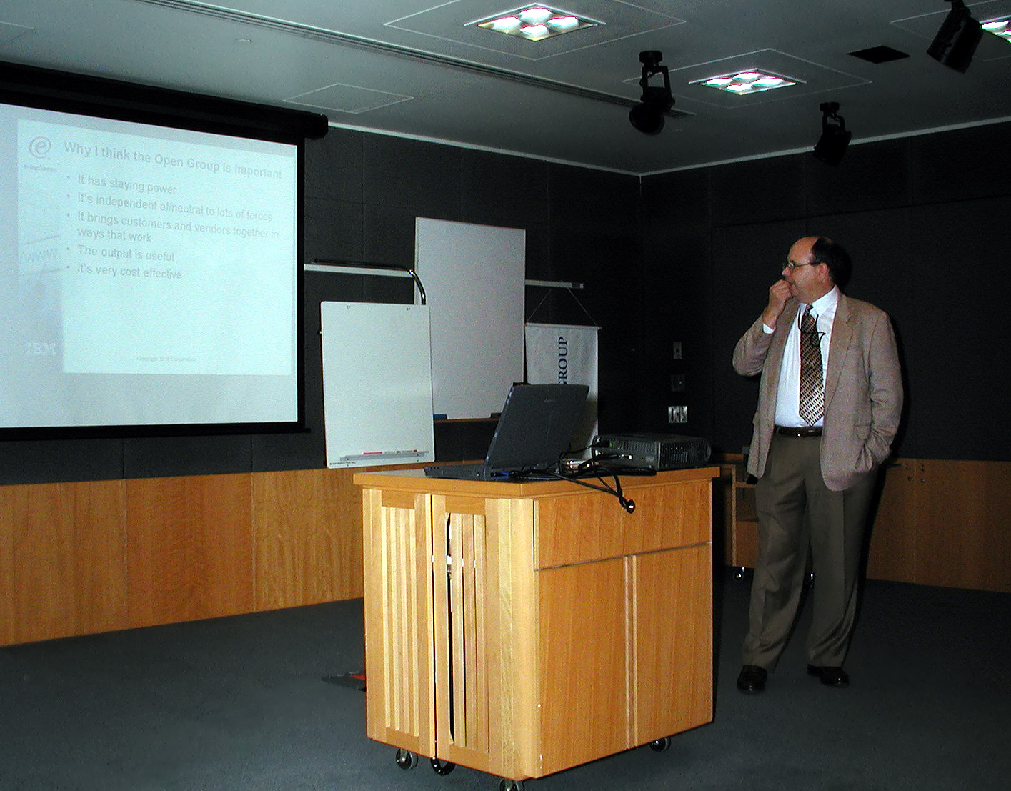 19-Jun-2001 10:49 - Sydney - Tony Carrato (IBM Australia)
