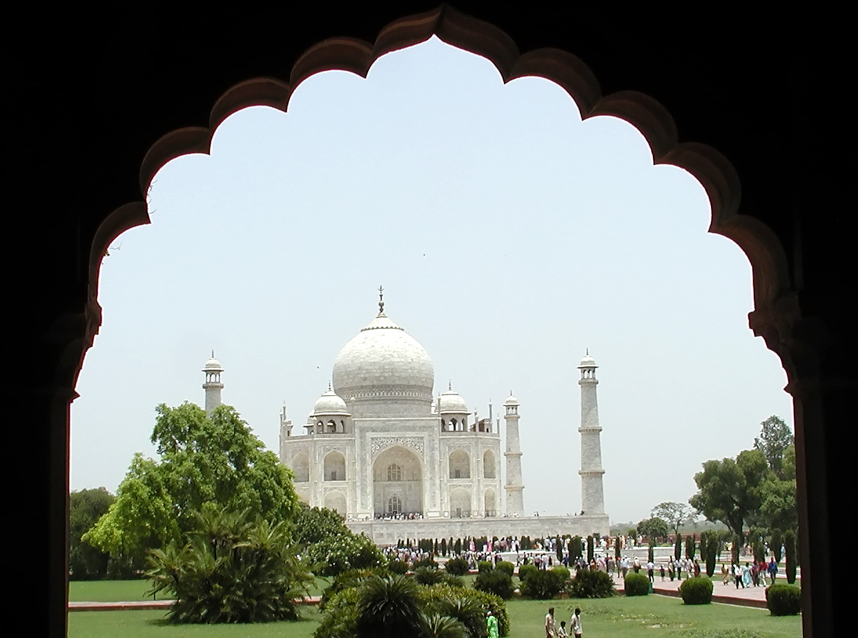 10-Jun-2001 12:05 - Agra - The Taj Mahal - View through an arch just inside the main gate
