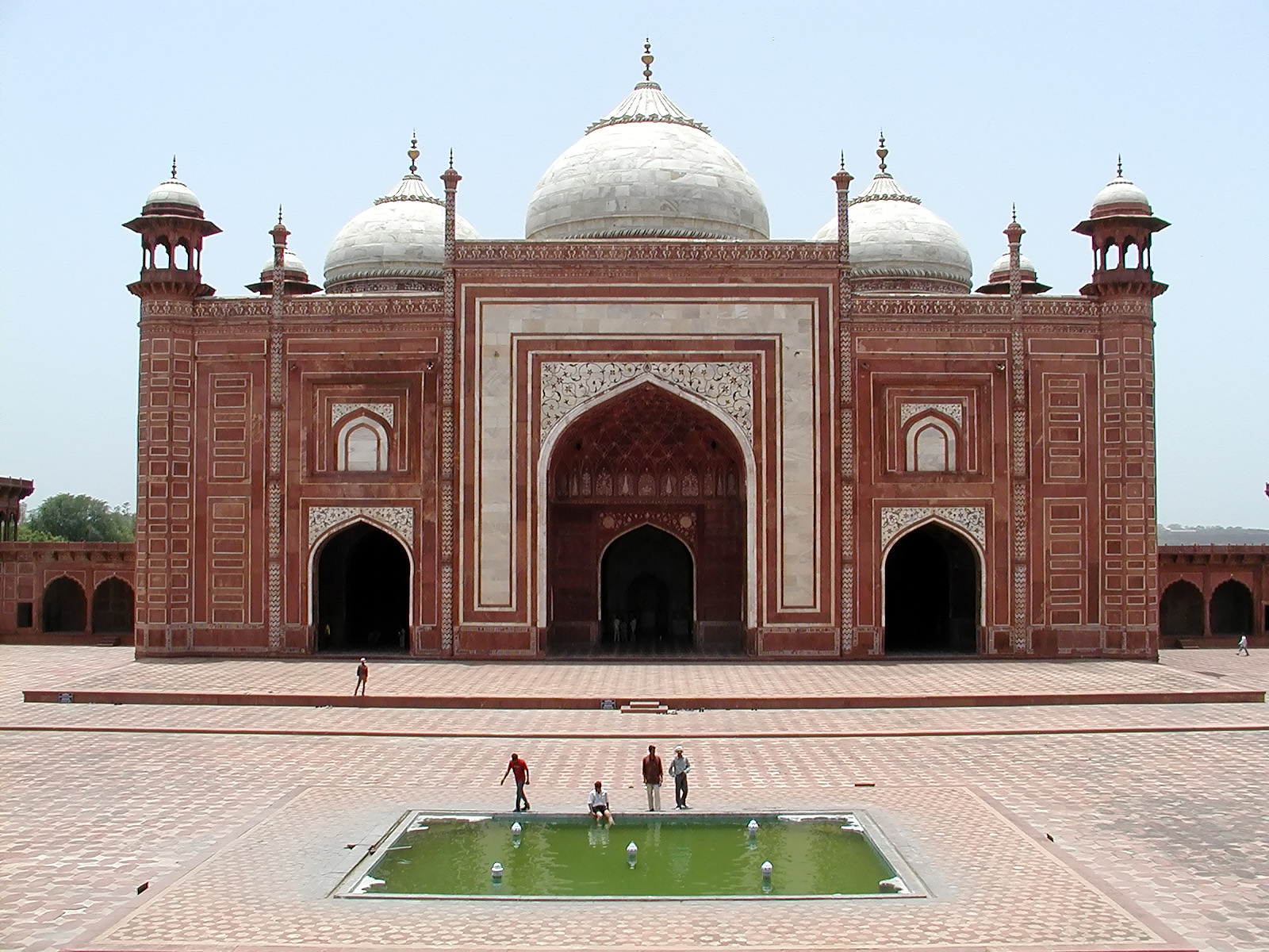 10-Jun-2001 12:42 - Agra - The Taj Mahal - Mosque to the West of the Mausoleum