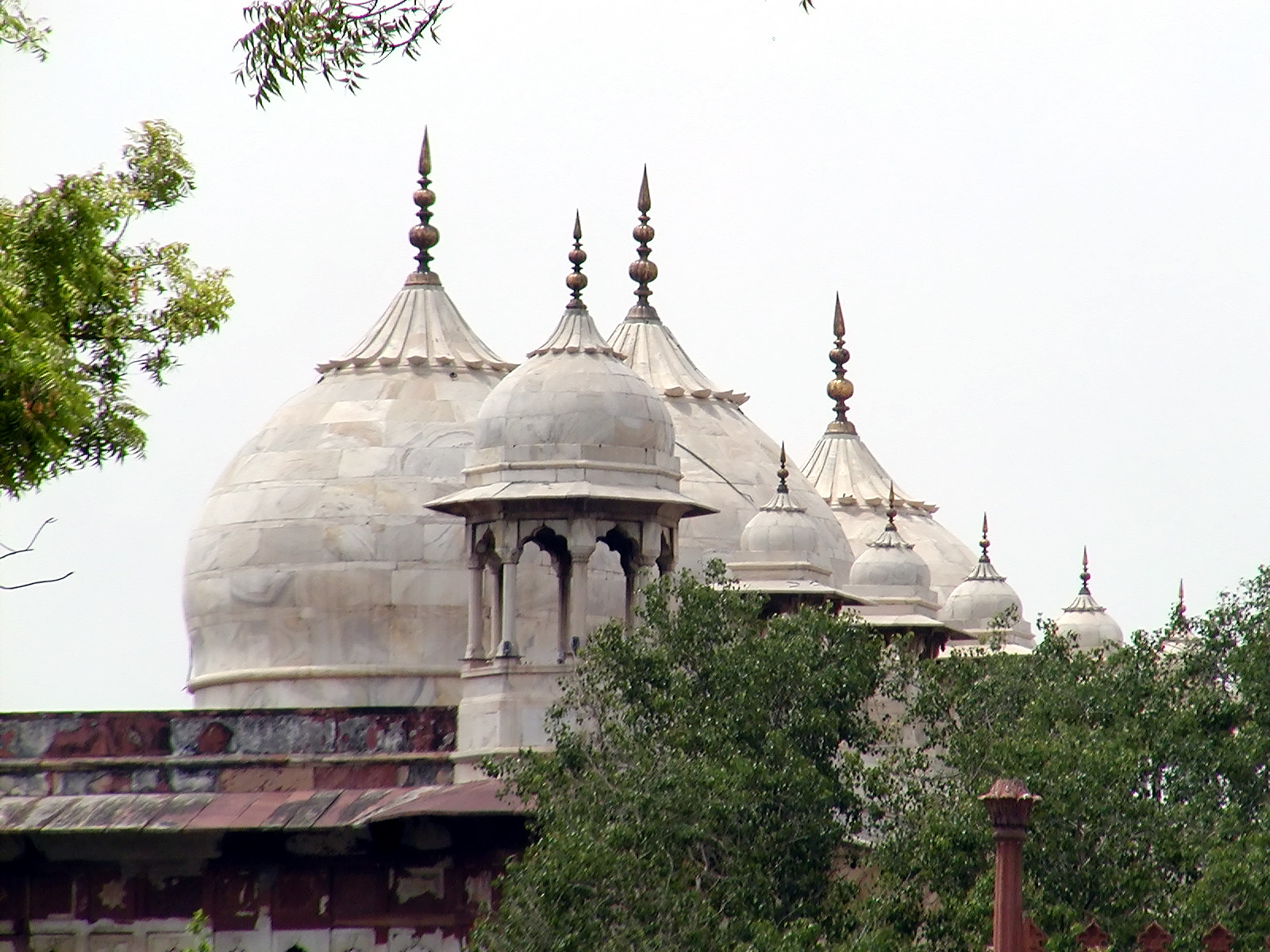 10-Jun-2001 13:46 - Agra - Agra Fort - Domes of the Moti Masjid (Pearl Mosque) built 1646-1653