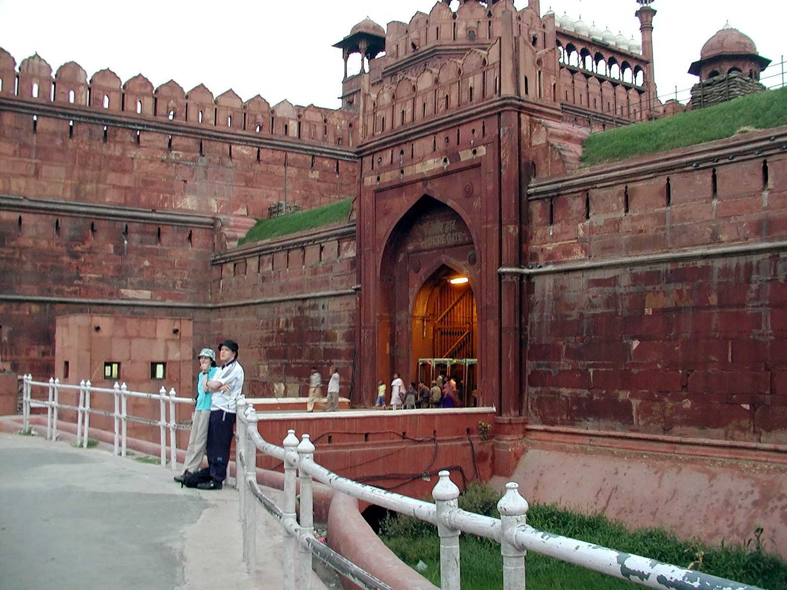 12-Jun-2001 19:28 - Old Delhi - The Red Fort - Gateway