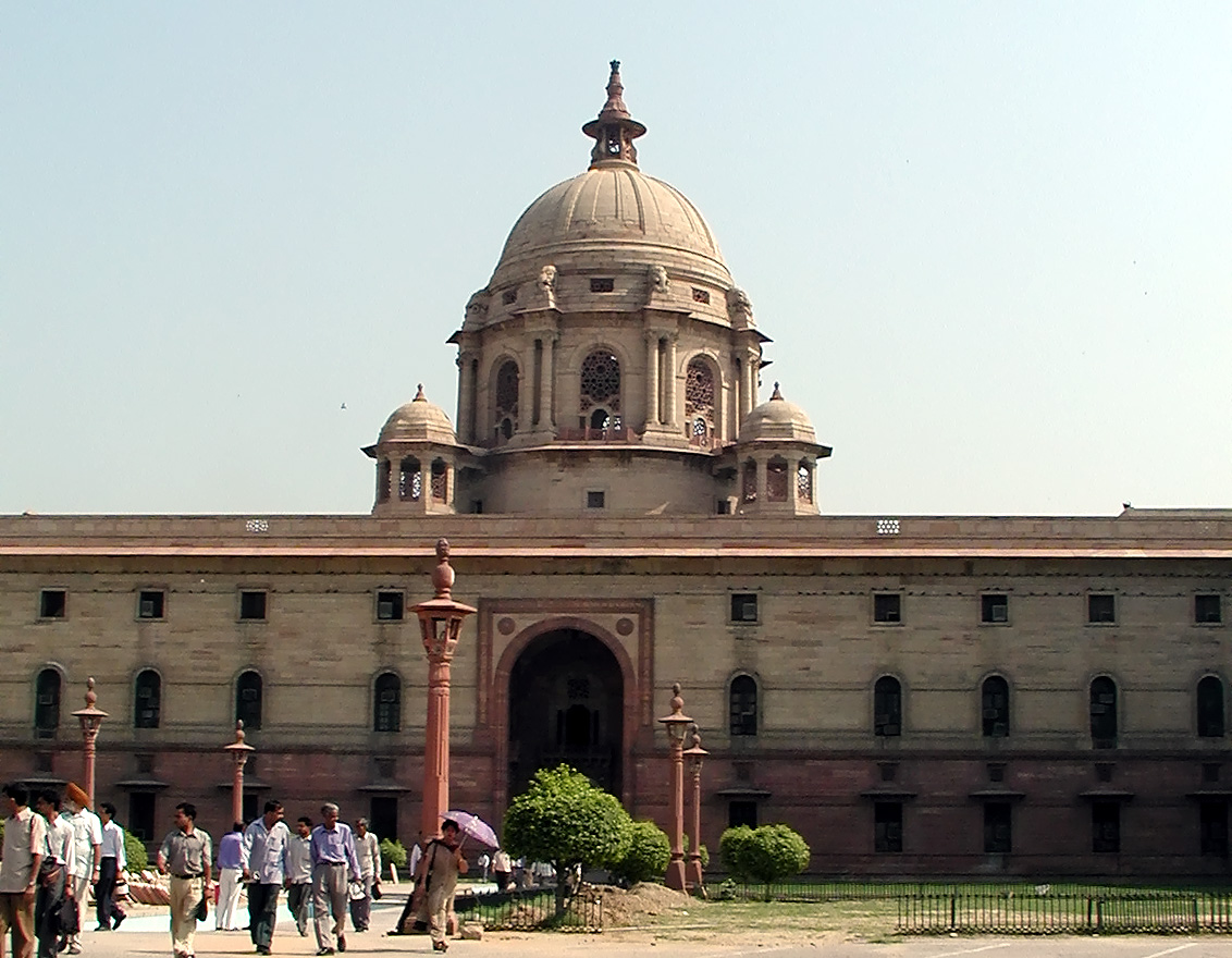 13-Jun-2001 09:13 - New Delhi - Government House