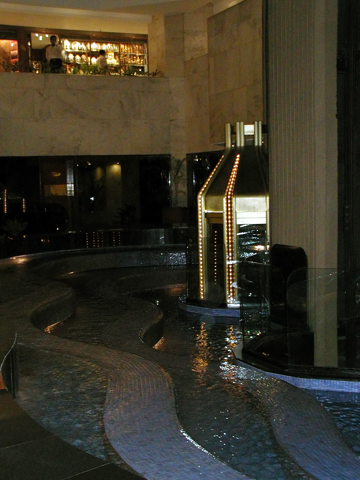 13-Jun-2001 10:23 - New Delhi - Water feature in the foyer of the hotel