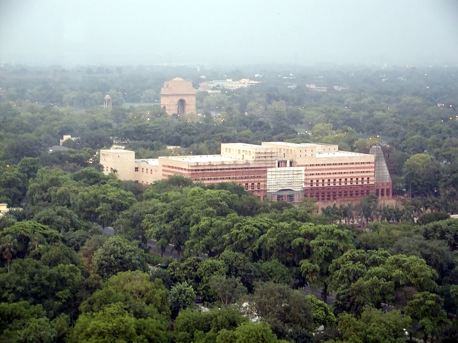 13-Jun-2001 19:19 - New Delhi - Late afternoon picture from the 20th floor of the hotel