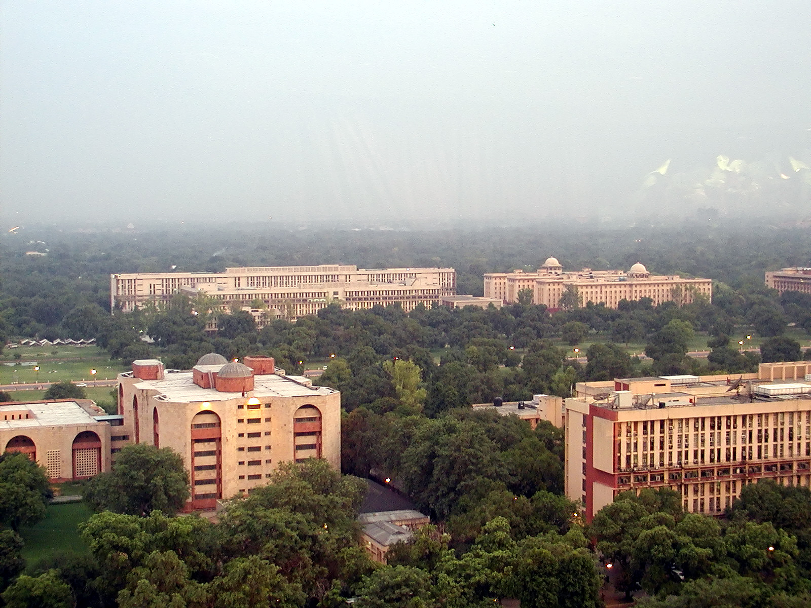 13-Jun-2001 19:19 - New Delhi - Late afternoon picture from the 20th floor of the hotel