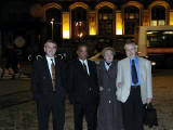 22-Oct-2001 23:01 - Amsterdam - Dam Square: Chris Parnell, Vish Vishwanathan, Chris Greenslade and his wife