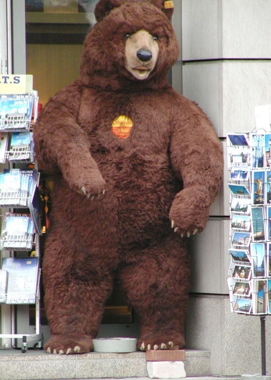 Unter den Linden - 6' bear outside toy shop