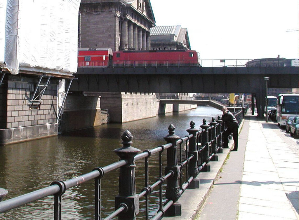 Train crossing the canal in front of the Pergammon Museum