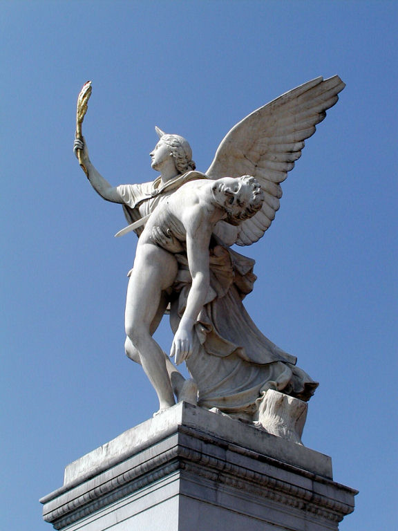 Statue on the Schlossbr�cke