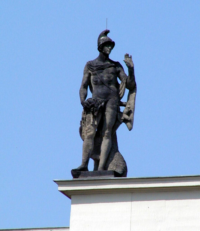 Humboldt Universitaet - Statue on roofline