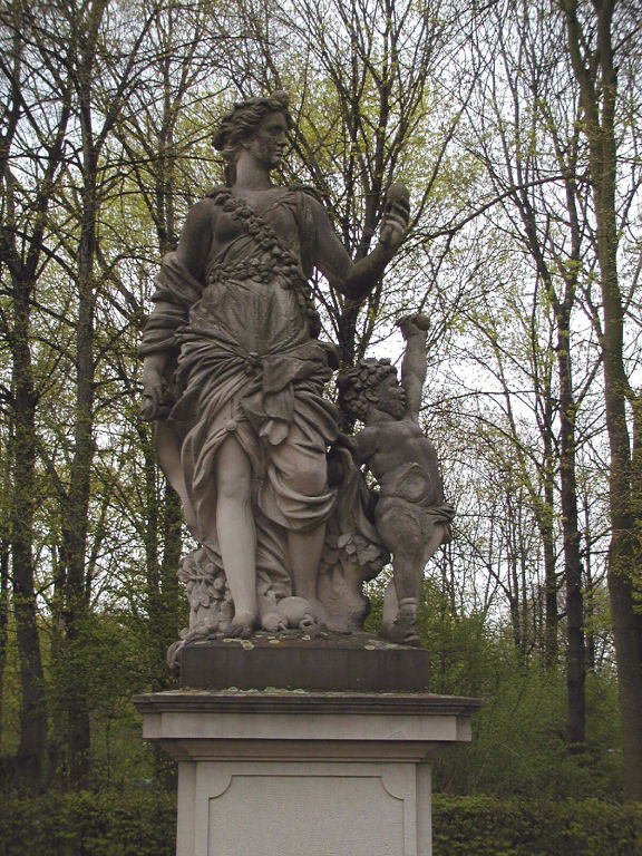 Tiergarten - Statue