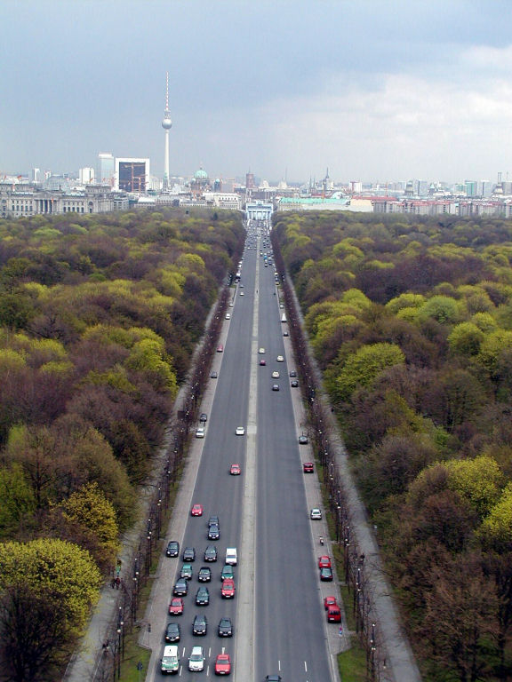View from top of Siegessulle - Towards Brandenburger Tor