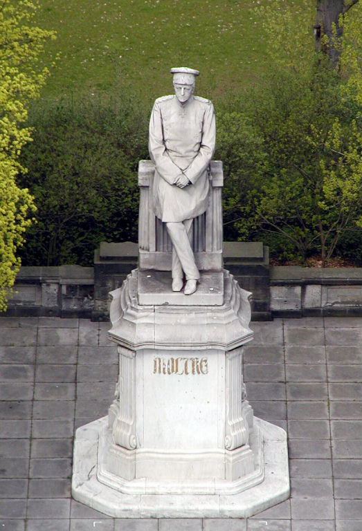 Grosser Stern - Status of Fieldmarshall Helmuth von Moltke