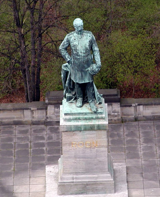 Grosser Stern - Statue