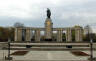 Sowjetisched Ehrenmal - Monument to Russian Soldiers