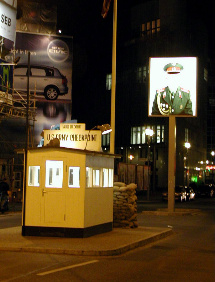 Checkpoint Charlie - Poster of Russian soldier
