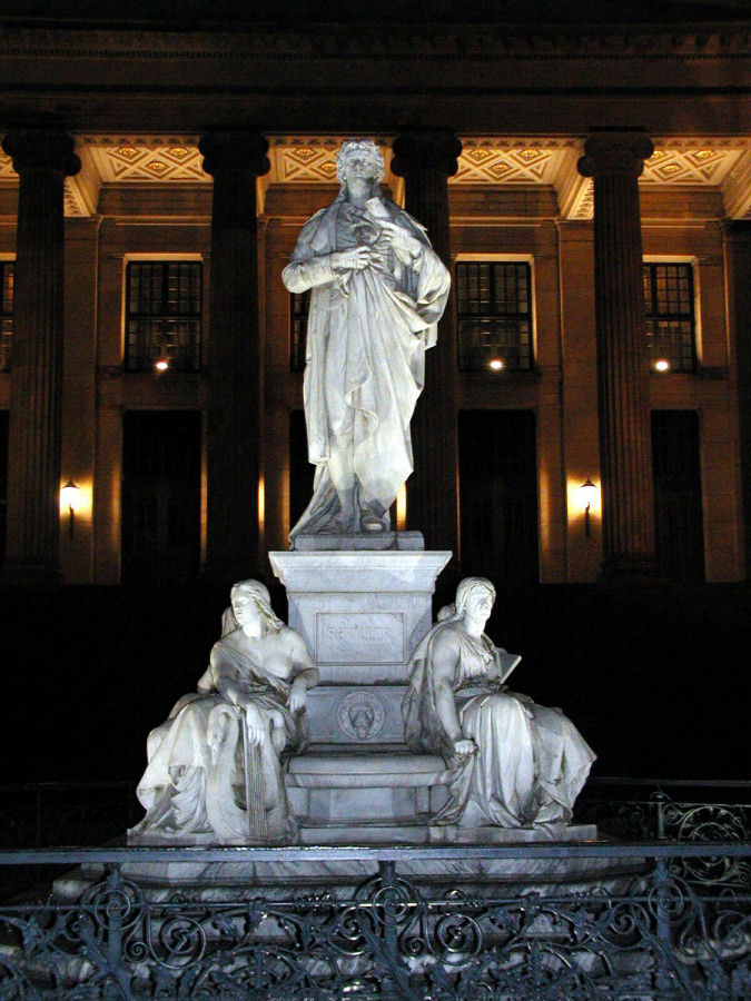 Gendarmen-Markt - Schiller's Monument