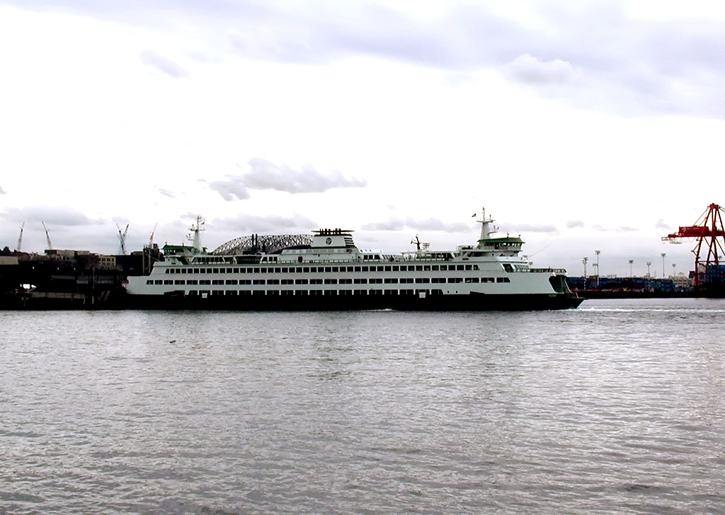 28-Jul-2000
Seattle
Car ferry docked in Seattle