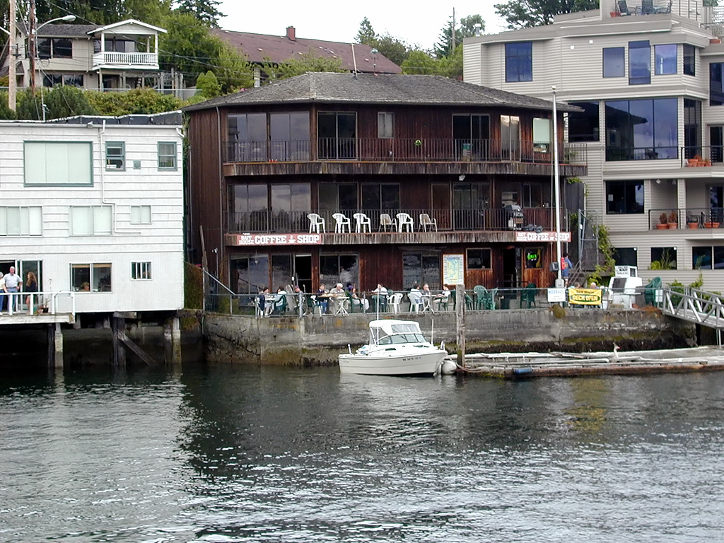 28-Jul-2000
Seattle
Waterfront restaurant