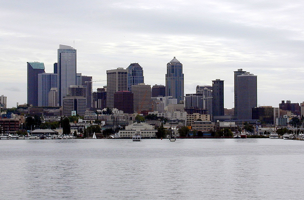 28-Jul-2000
Seattle - Lake Union
Seattle skyline