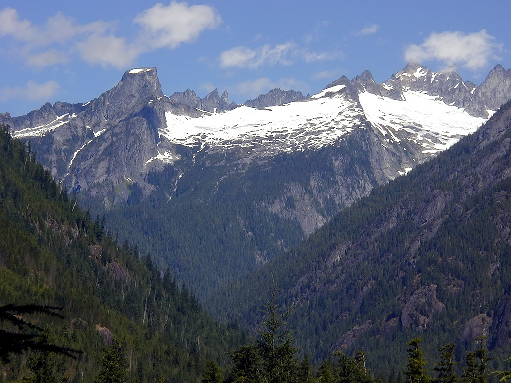 29-Jul-2000
Newhalem, WA
Glacier between Mt. Shuksan and Icy Peak