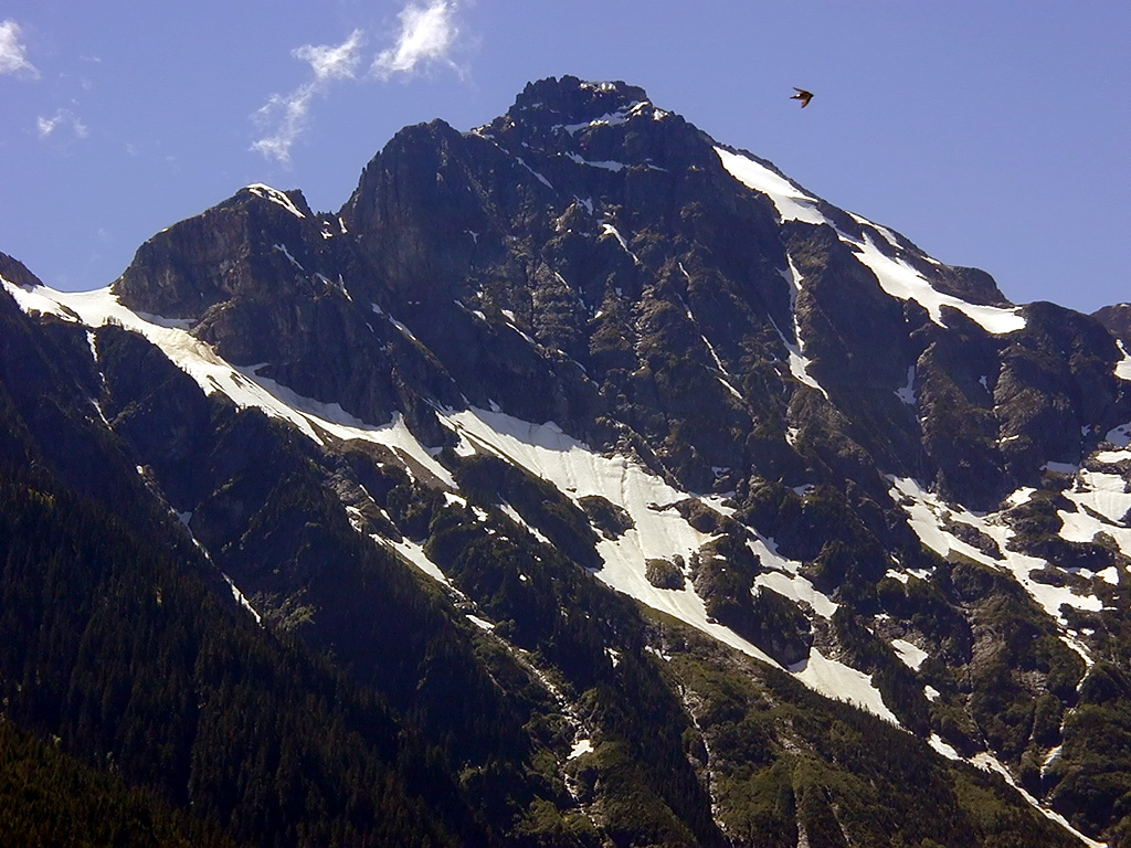 29-Jul-2000
Lake Diablo, WA
Snow clad mountains