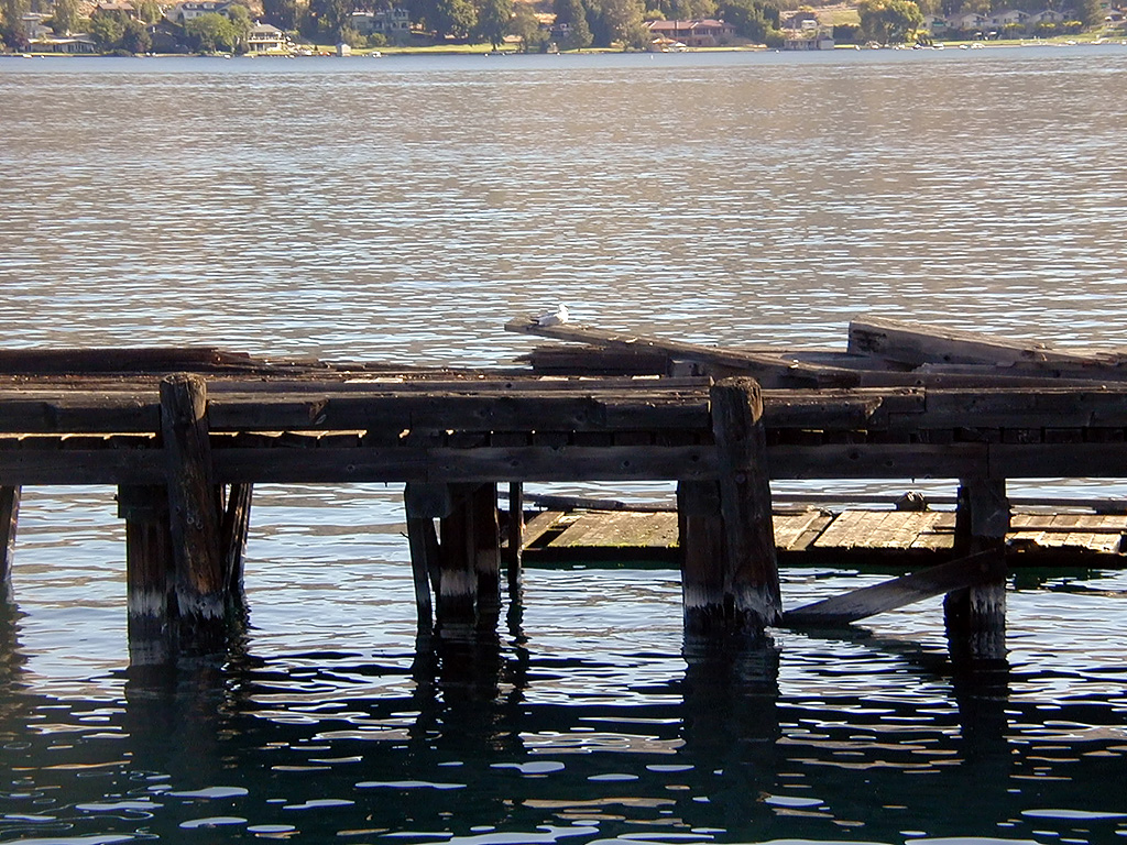 30-Jul-2000
Lake Chelan, WA
Lake Chelan Airways jetty at Lake Chelan