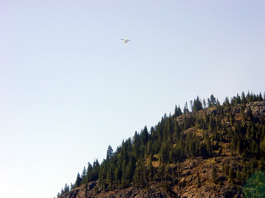 30-Jul-2000
Lake Chelan, WA
Float plane flying overhead