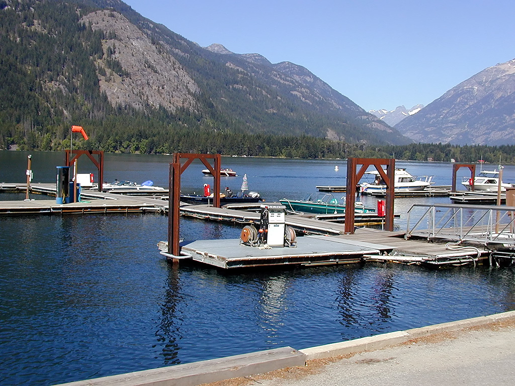 30-Jul-2000
Stehekin, WA
Marina and filling station for boats