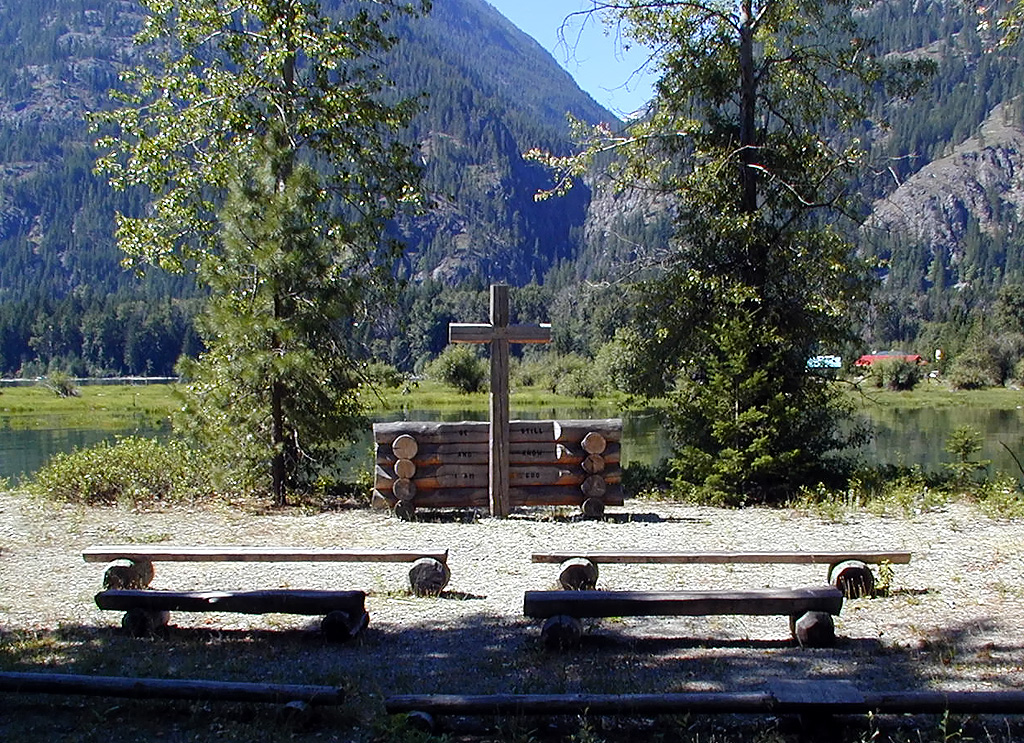 30-Jul-2000
Stehekin, WA
Outdoor chapel