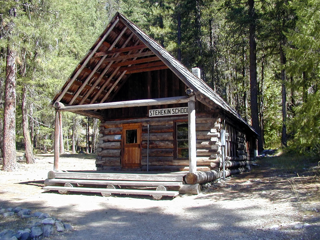 30-Jul-2000
Stehekin, WA
The old Stehekin school