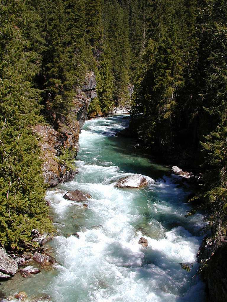 30-Jul-2000
Stehekin, WA
Stehekin River at High Bridge