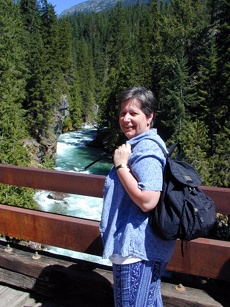 30-Jul-2000
Stehekin, WA
Sue at High Bridge