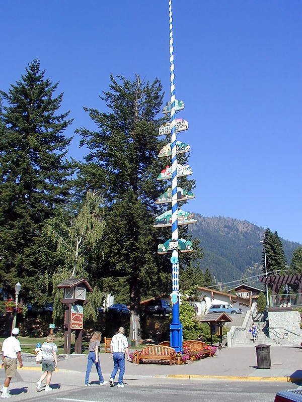 31-Jul-2000
Leavenworth, WA
Lent pole