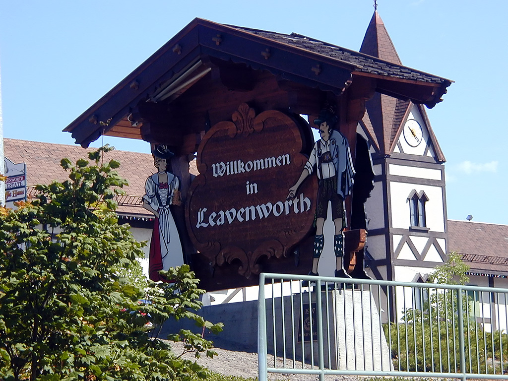 31-Jul-2000
Leavenworth, WA
Wilkommen in Leavenworth