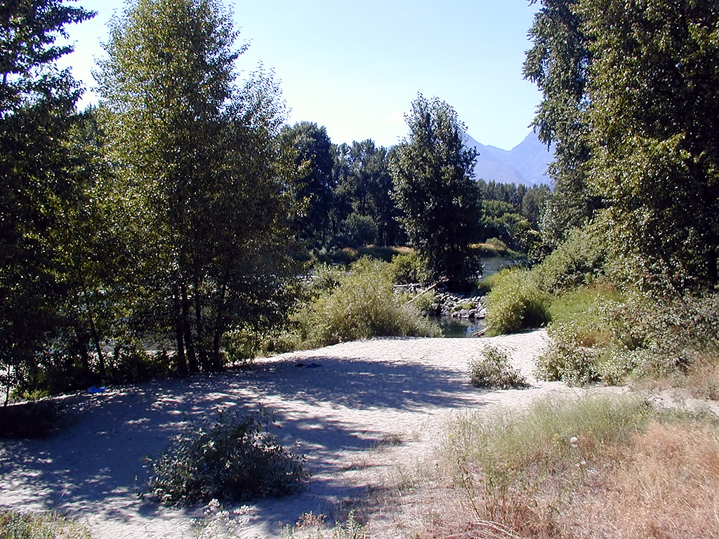 31-Jul-2000
Leavenworth, WA
Beach on the side of the Wenatchee River