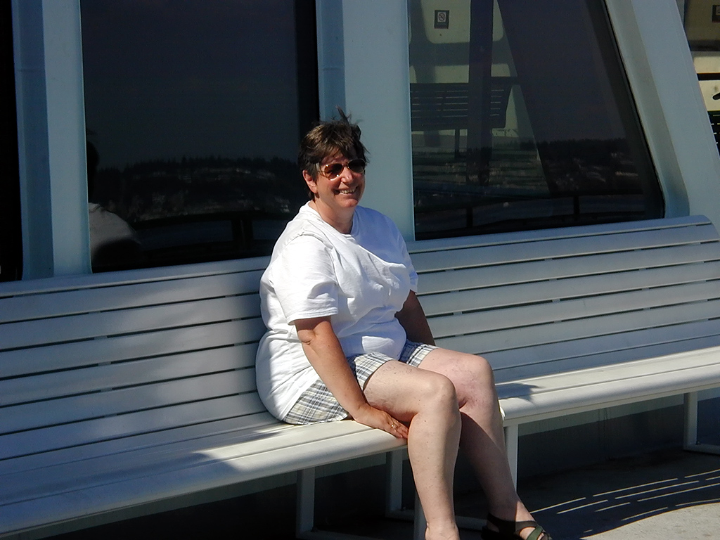 31-Jul-2000
Edmonds, WA
Sue on the ferry