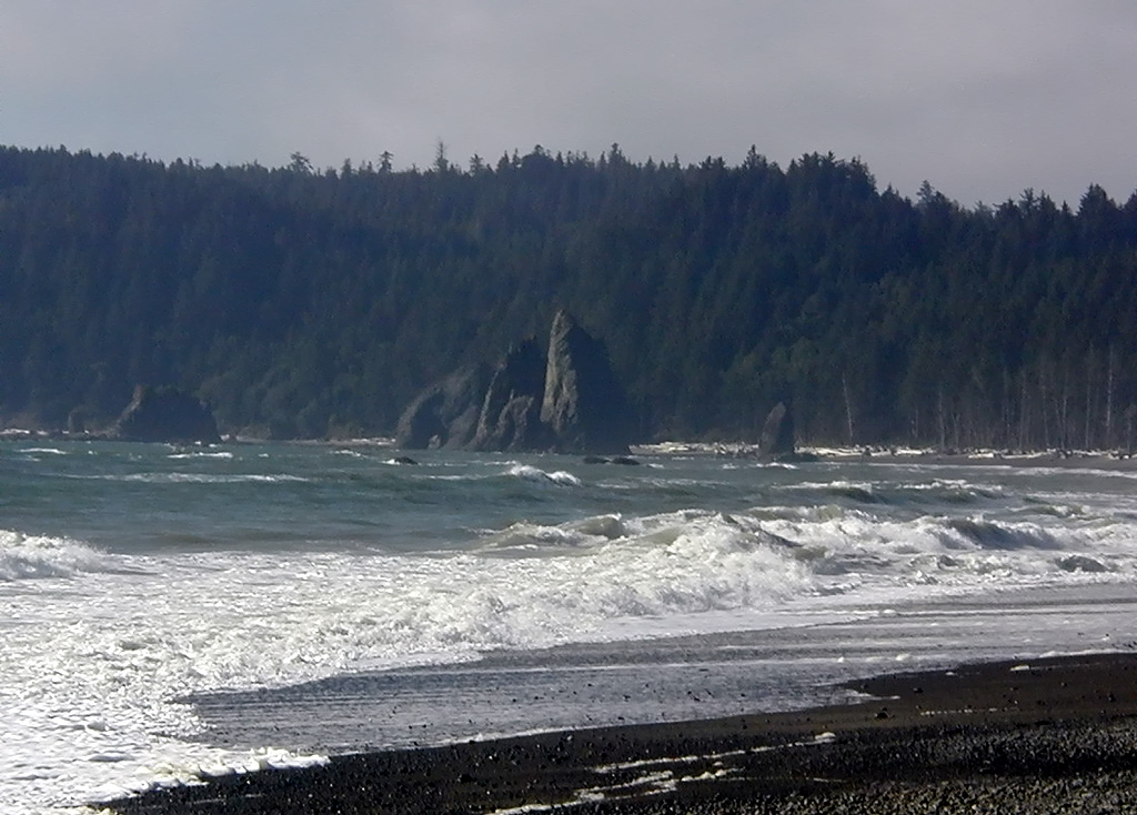 01-Aug-2000
Olympic National Park, WA
Rialto Beach - Off shore outcrop