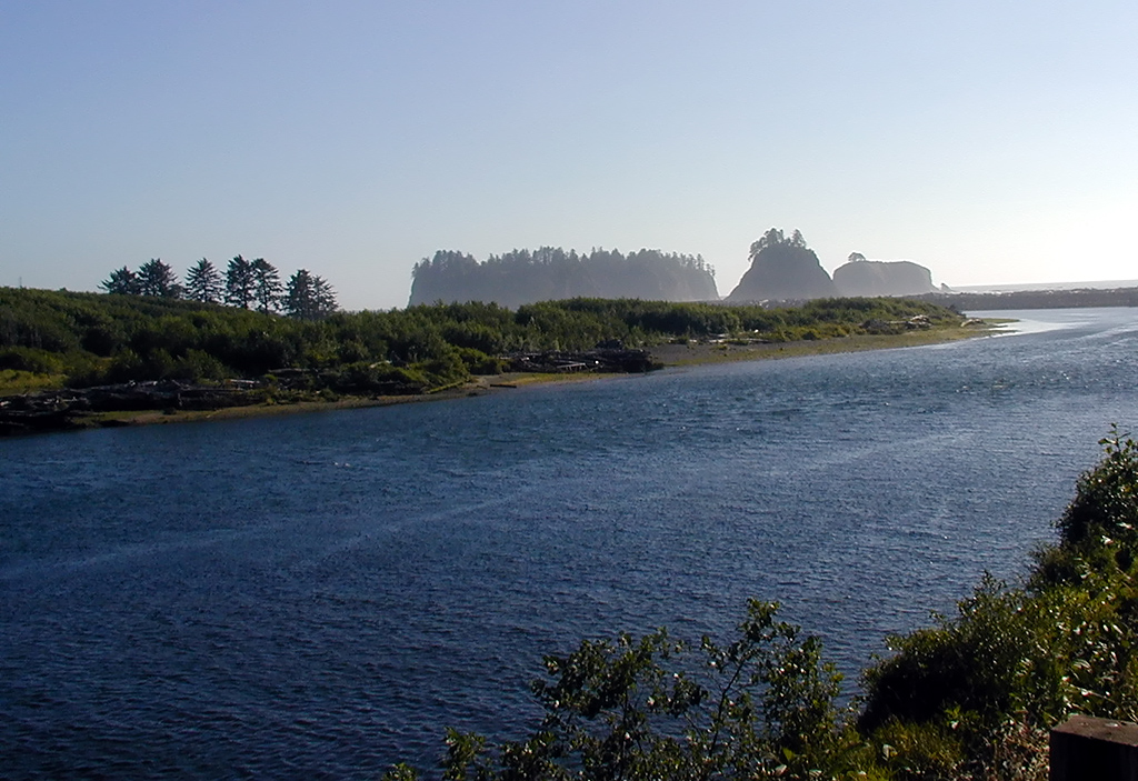 01-Aug-2000
Olympic National Park, WA
Rialto Beach - Quillayute River