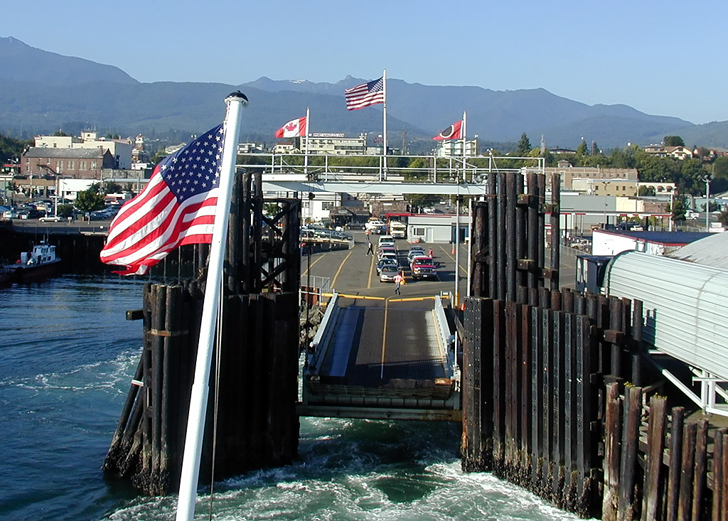 02-Aug-2000
Port Angeles, WA
Port Angeles - The ferry dock